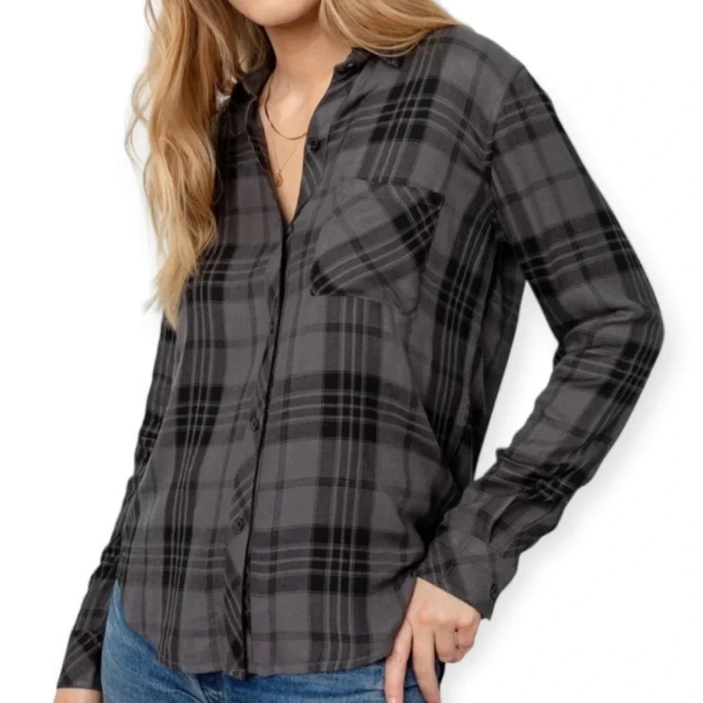 Rails Hunter Plaid Rayon Flannel Button Up in Charcoal Jet Grey and Black XS